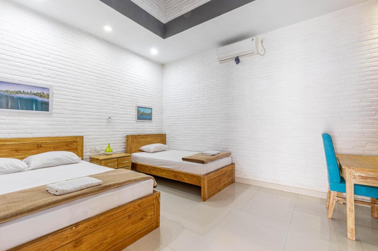 Surf Retreat Sari Bali * Pulukan