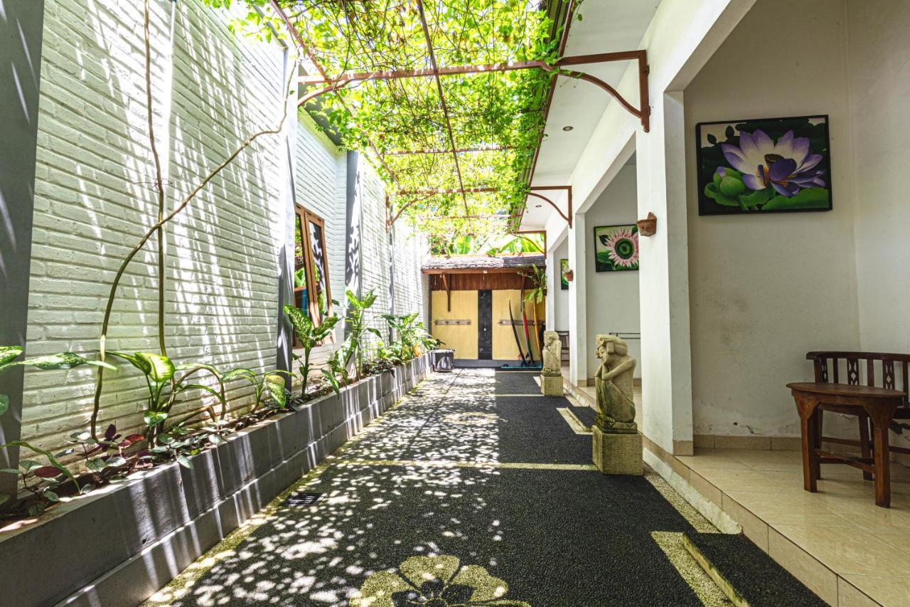 Surf Retreat Sari Bali Villa