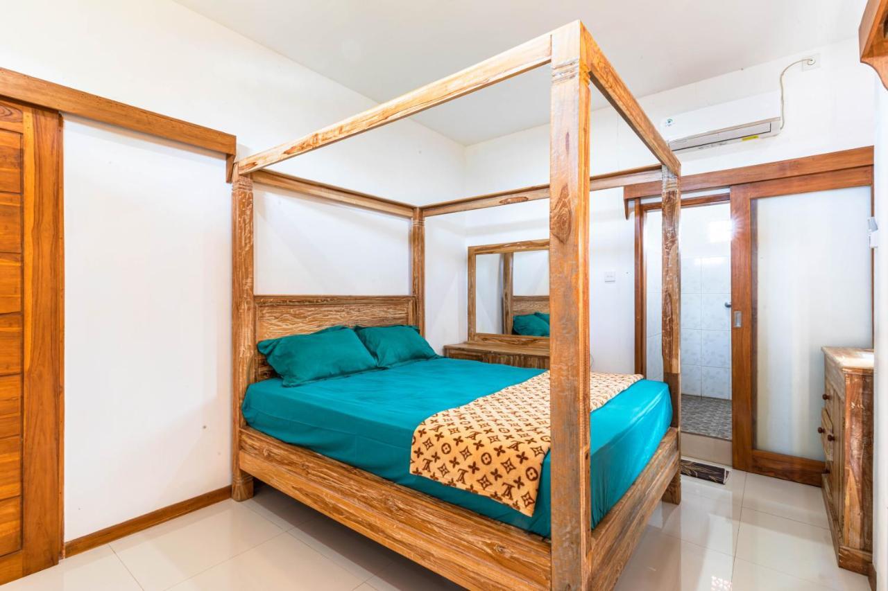 Surf Retreat Sari Bali *
