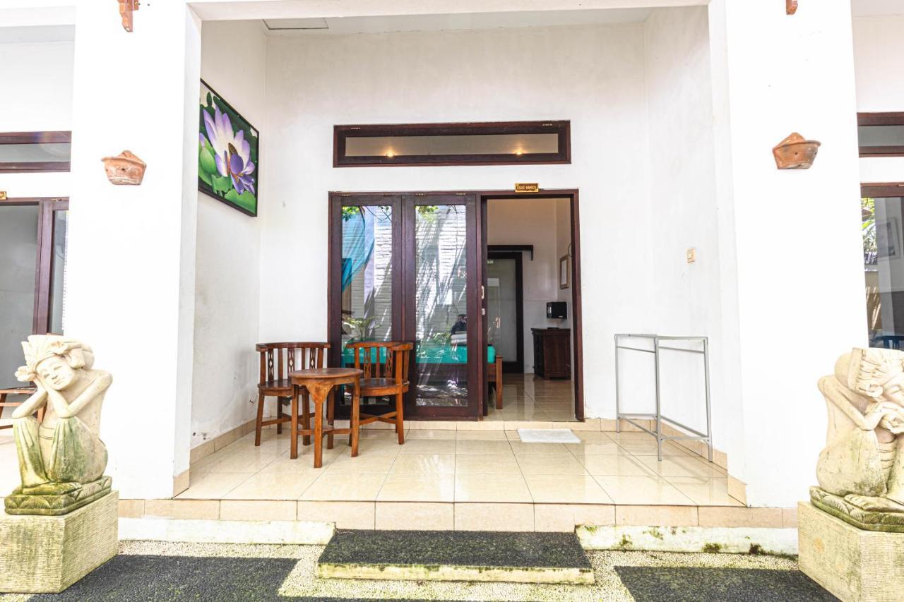 Surf Retreat Sari Bali * Pulukan